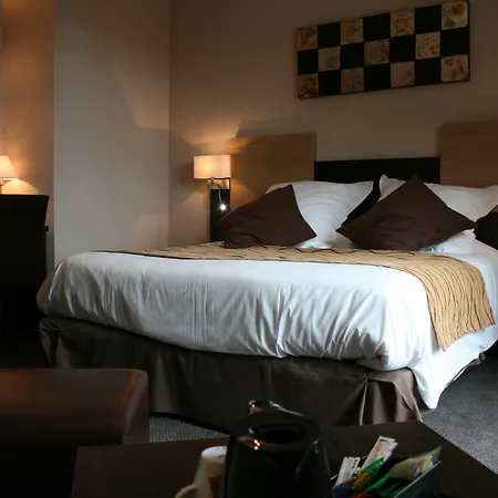 Auberge de la Petite Ferme, Super-Besse Est, The Originals Relais-3
