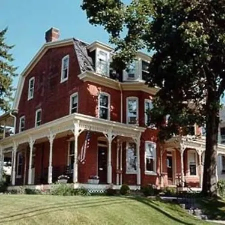 Brickhouse Inn B&B-2