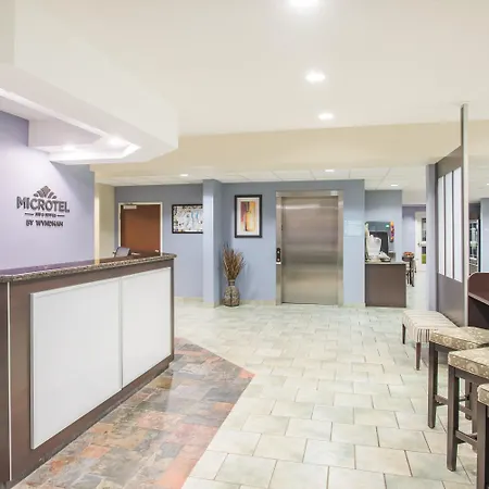 Microtel Inn And Suites By Wyndham - Geneva-2