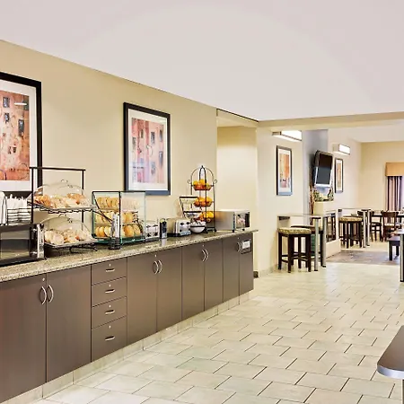 Microtel Inn And Suites By Wyndham - Geneva-3