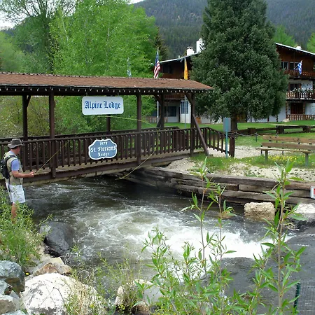 Alpine Lodge Red River-3