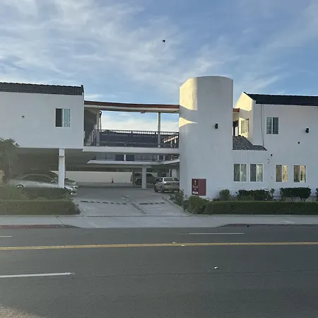 Surfside Inn Redondo Beach-3