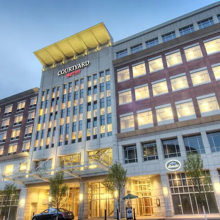 Courtyard By Marriott Greenville Downtown-3