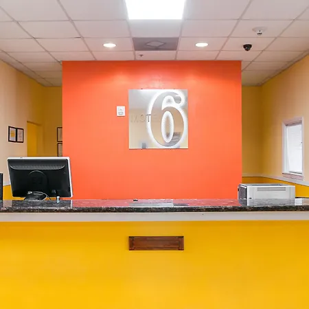 Motel 6-New Orleans, La - Near Downtown-3