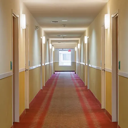 Motel 6-New Orleans, La - Near Downtown-2