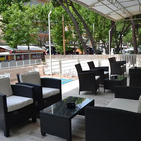 Hotel Audi Frontemare-2
