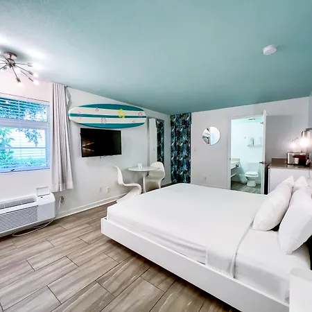 Aqua Hotel-2