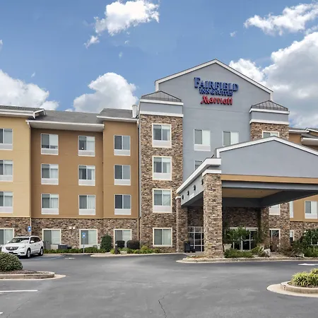 Fairfield Inn & Suites By Marriott Commerce-2