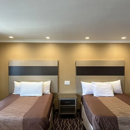 Walnut Inn & Suites West Covina-3