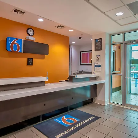 Motel 6-Eagle Pass, Tx - Lakeside-2