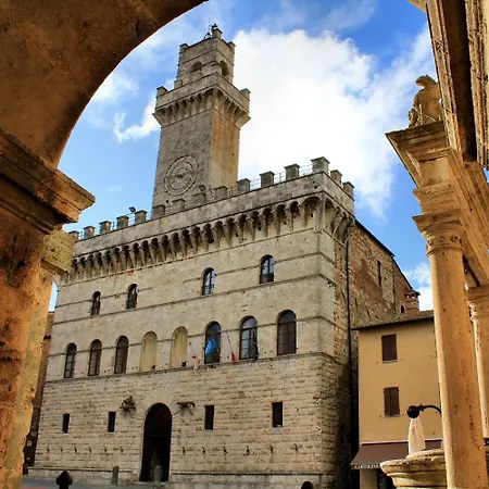 La Terrazza Di Montepulciano-3