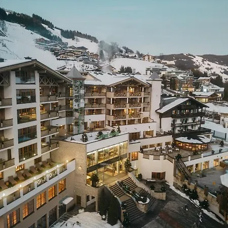 Hotel Alpine Palace-2