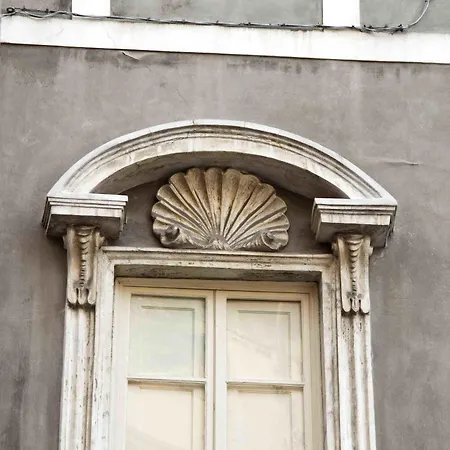 Relais San Lorenzo Historic Centre Rooms & Suites-3