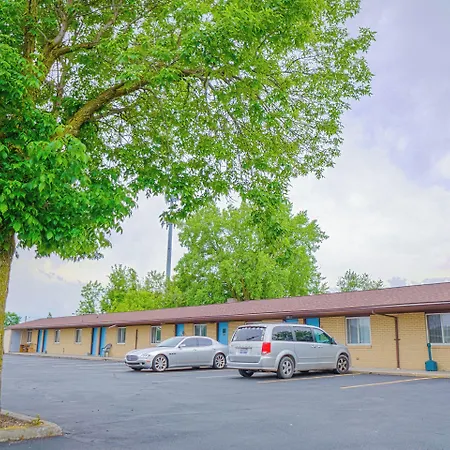Bay Motel By Oyo Bay City-3