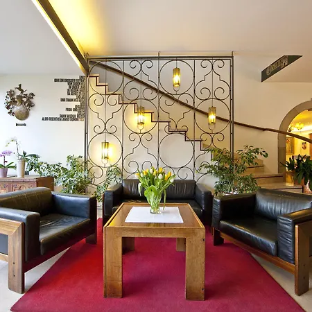 Hotel Elefant-2