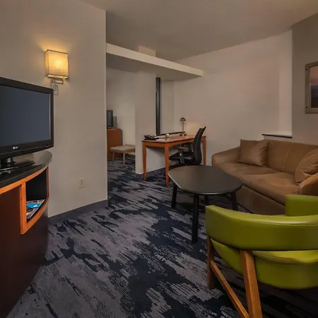 Fairfield Inn And Suites By Marriott Harrisonburg-2