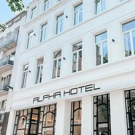 Alpha Hotel-2
