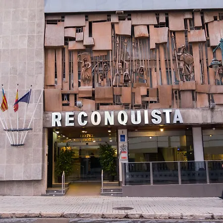 Hotel Reconquista-2