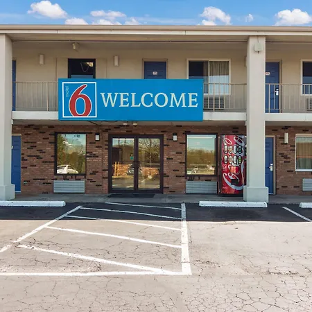 Motel 6-Youngstown, Oh-3
