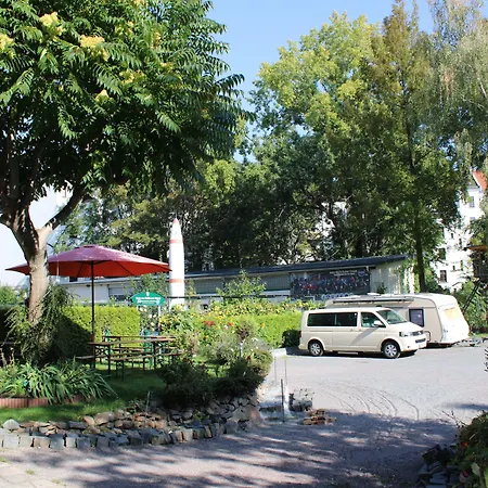 Space Hotel Im Campus Der Jvp Schule-2