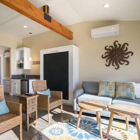 Beach Street Inn And Suites-2