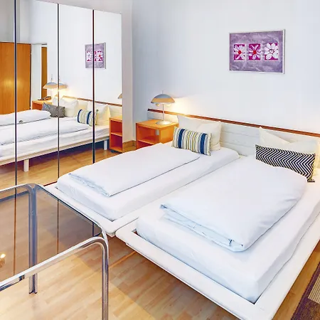 Hotel Cornelia-2