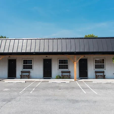 The Carriage House At Strasburg-3
