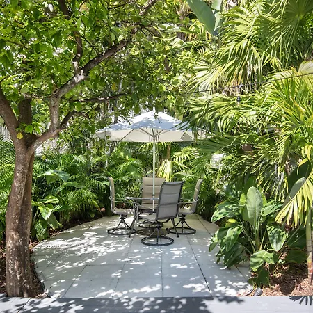 Southernmost Inn Adult Exclusive-3