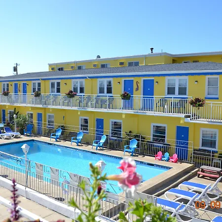 Nantucket Inn & Suites-3