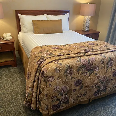 Kingston Hotel-2