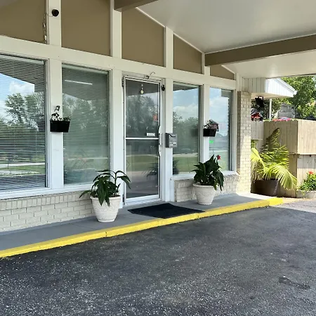 Capri Motel-3