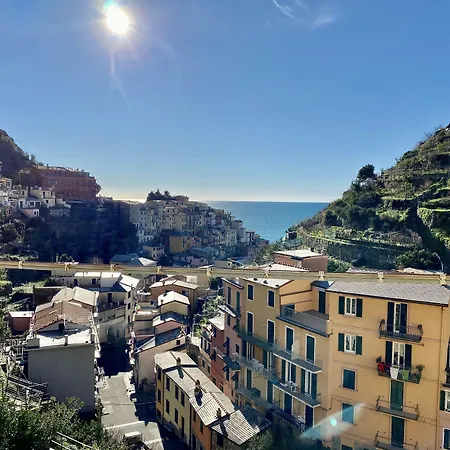 Giovanni Rooms Manarola-2
