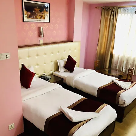 Backyard Hotel-2
