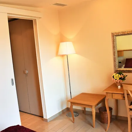 Relais Concorde-3