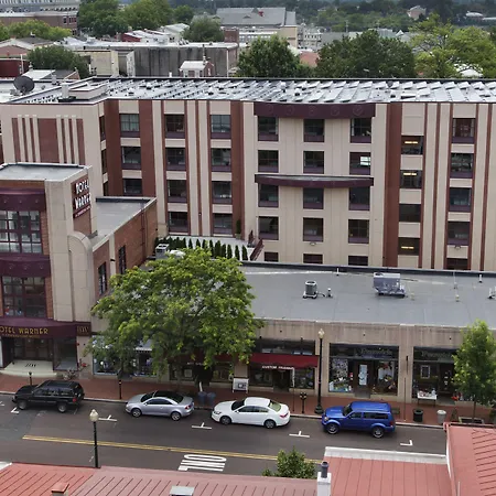 The Hotel Warner-2
