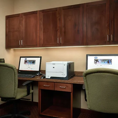 Hampton Inn And Suites Salem-3