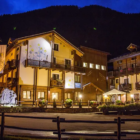 Hotel Boton D'Or & Wellness A La Thuile-3