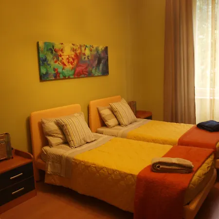 Duca'S Guest House-2