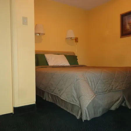 Western Motel-3