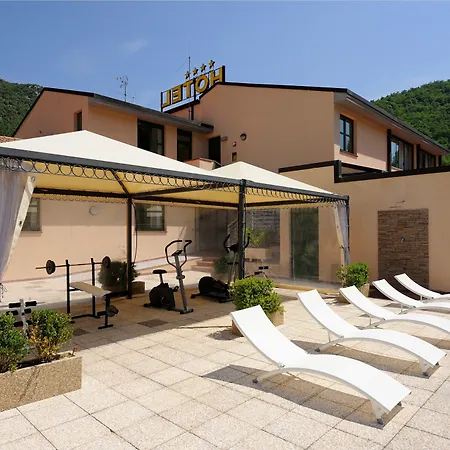 Guesia Village Hotel e Spa-3