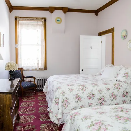 Teller House-3