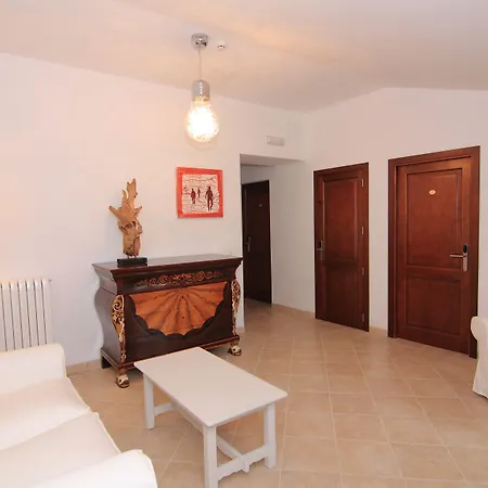 Algaida Suites By Eurotels-2