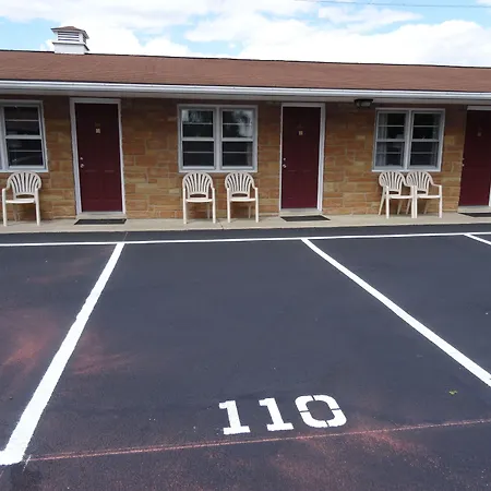 Amish Country Motel-2
