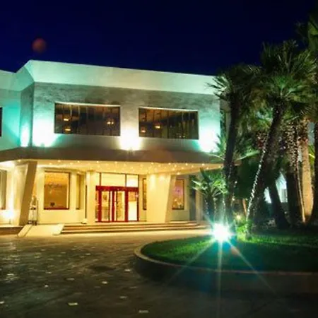 Hotel Eden Phoenix-3