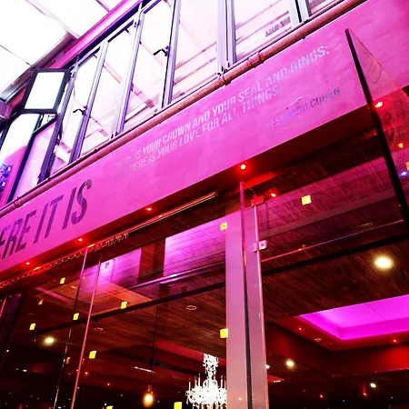 Inhouse Hotel-3