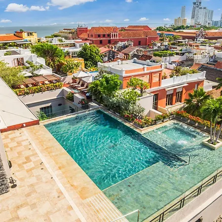 Bastion Luxury Hotel-3