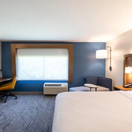 Holiday Inn Express & Suites Greenwood Mall By Ihg-2