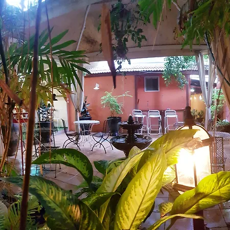 Central Hotel-3