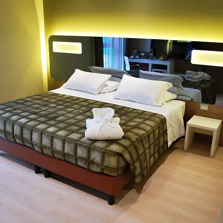 Idea Hotel Plus Savona-2