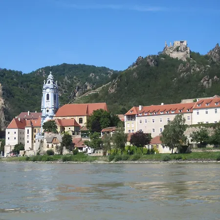 Hotel Richard Löwenherz-3